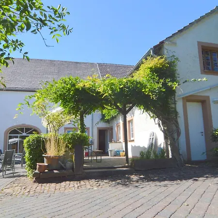 Apartment In Meisberg With In House Catering *