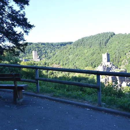 In Meisberg With In House Catering Apartment