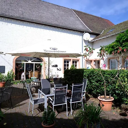 In Meisberg With In House Catering